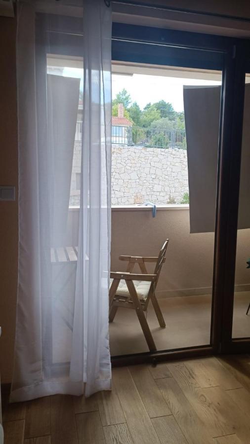 Apartman Matan, Постира Екстериор снимка