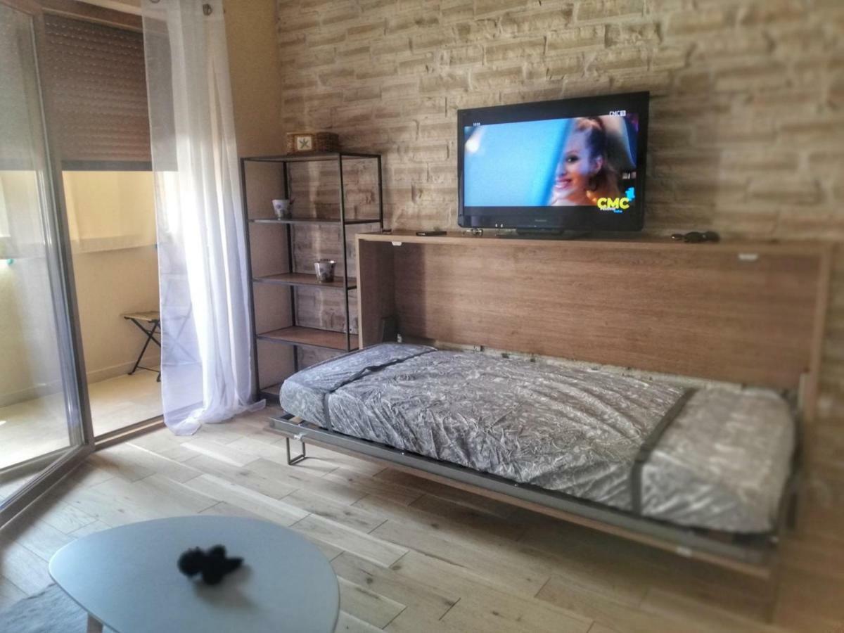 Apartman Matan, Постира Екстериор снимка